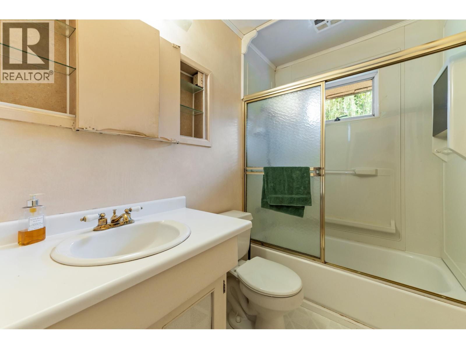Photo of 2495 LAURALYNN DRIVE 35