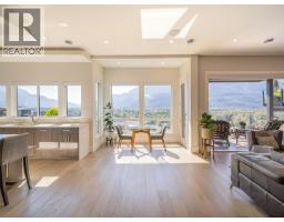 41301 Horizon Drive, Squamish, BC V8B0Y7 Photo 15