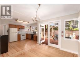 1441 Haywood Avenue, West Vancouver, BC V7T1V5 Photo 12