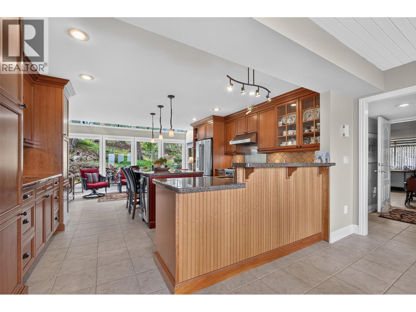  1776 Keloka Drive, West Kelowna