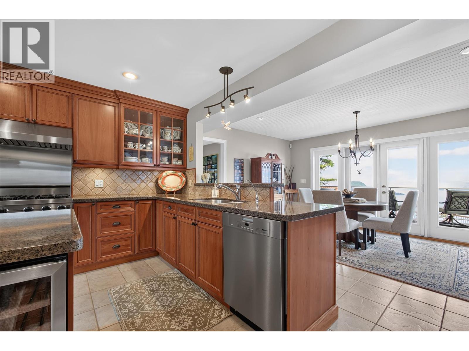  1776 Keloka Drive, West Kelowna