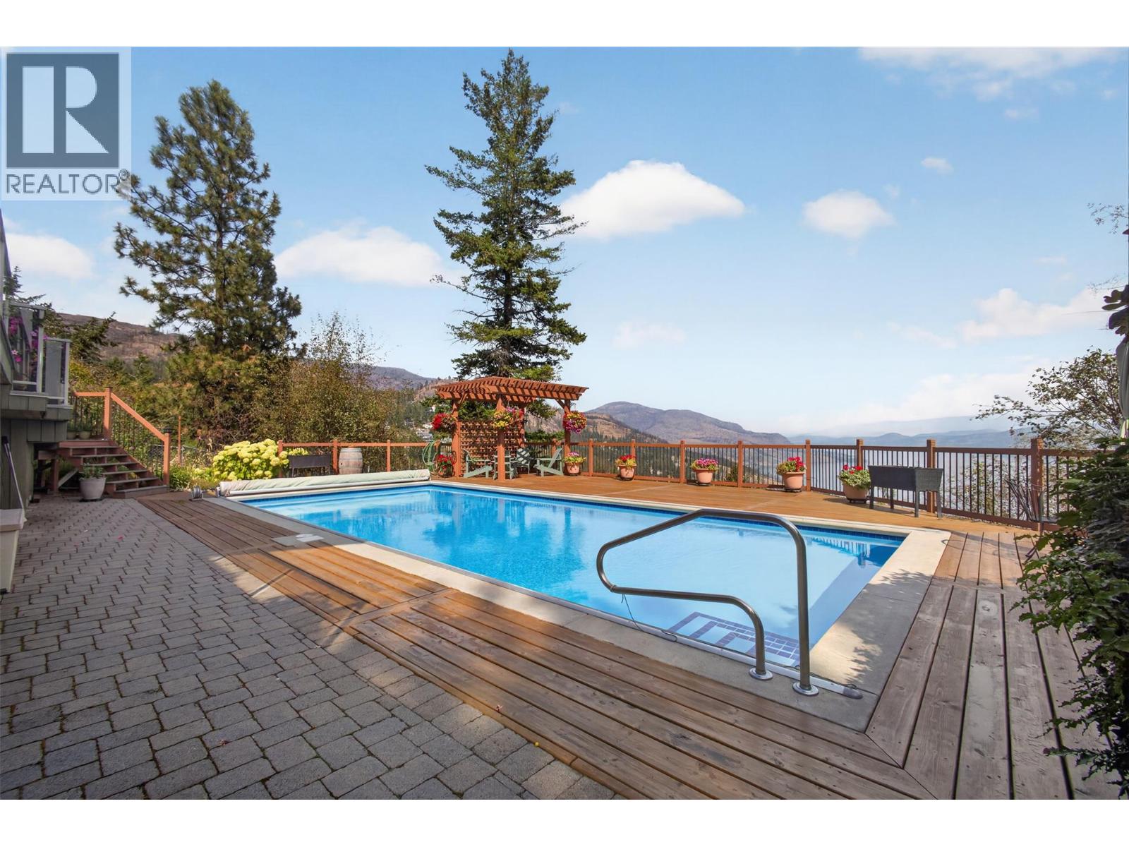  1776 Keloka Drive, West Kelowna