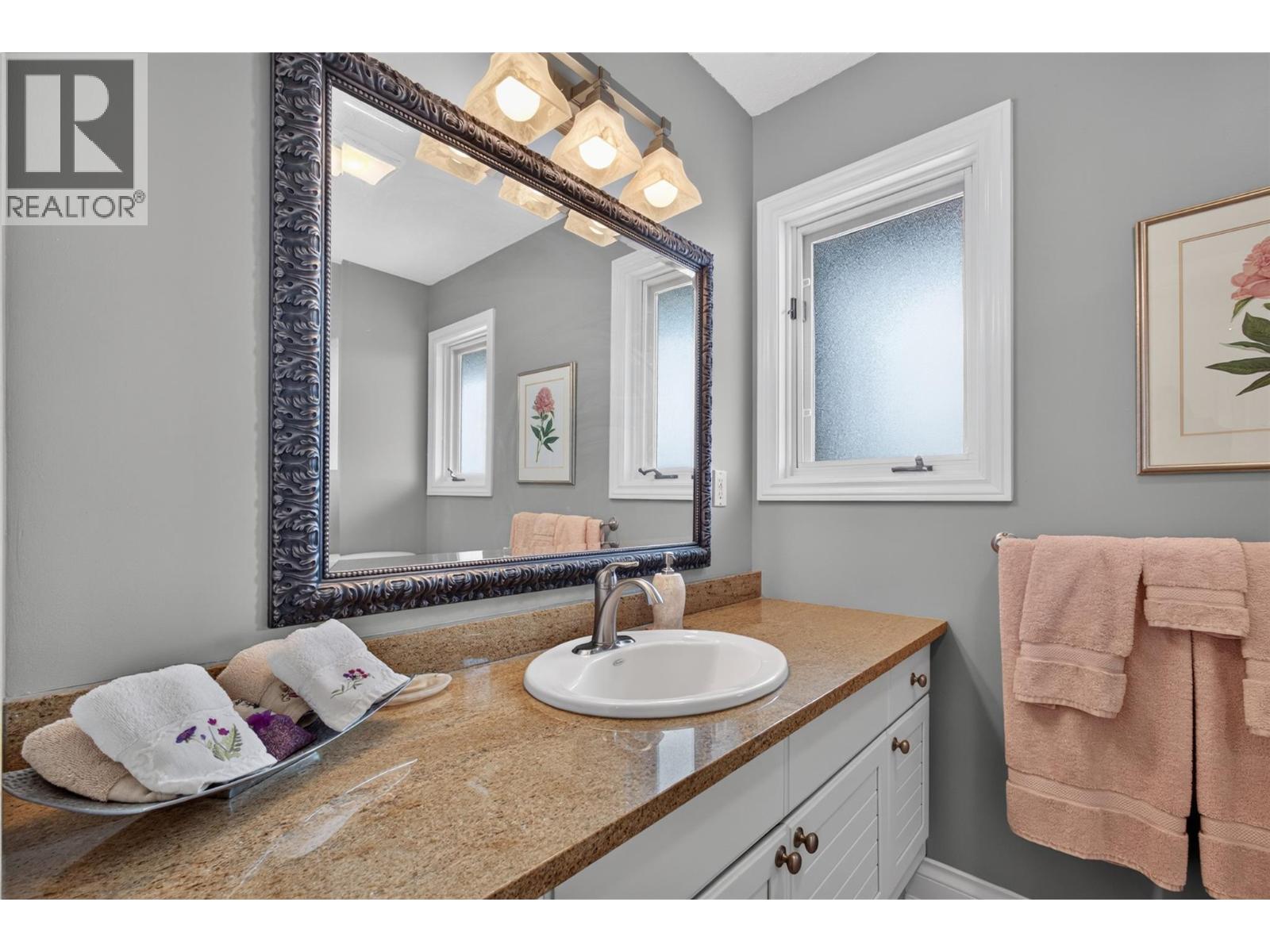 1776 Keloka Drive, West Kelowna