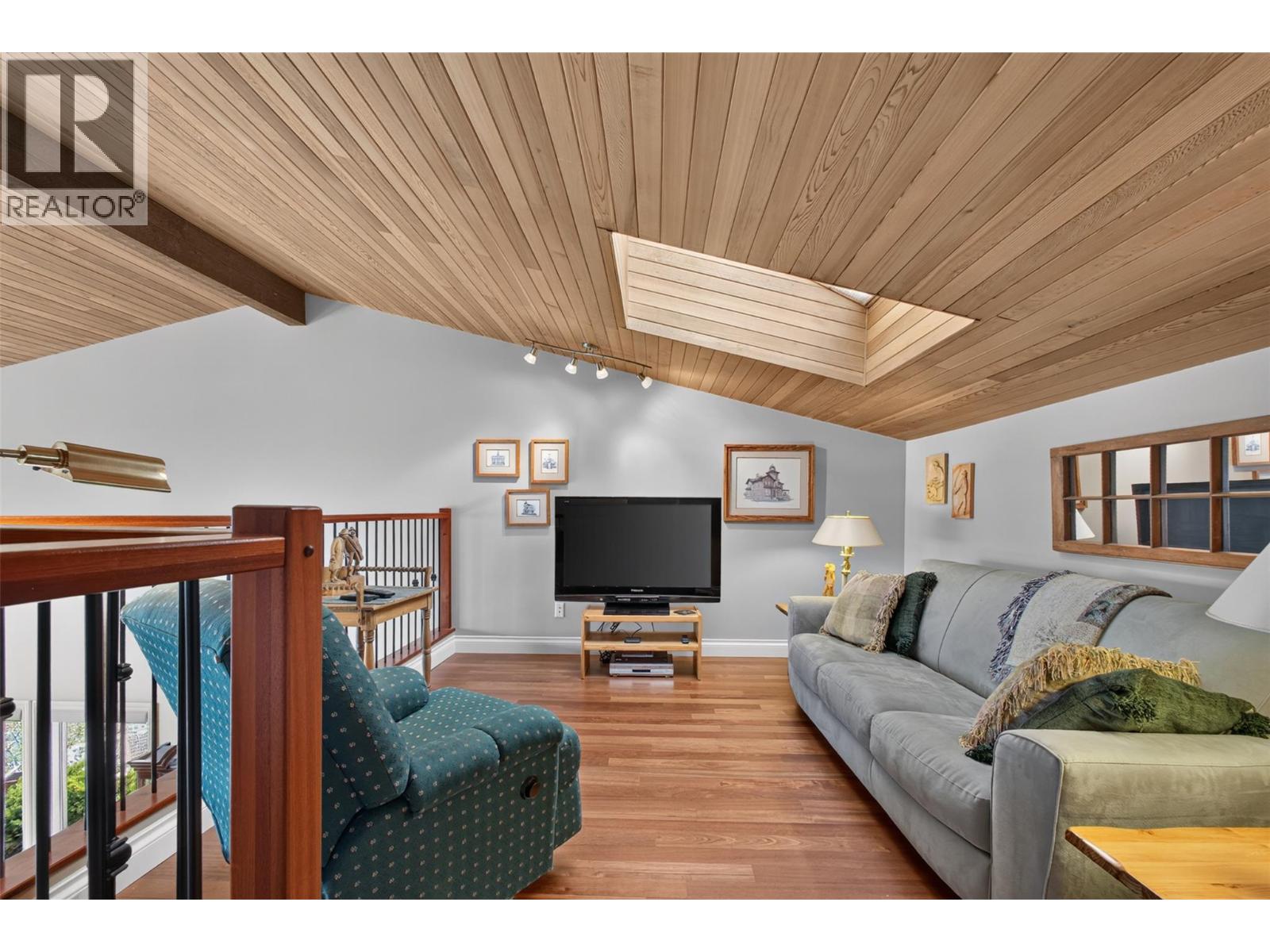  1776 Keloka Drive, West Kelowna