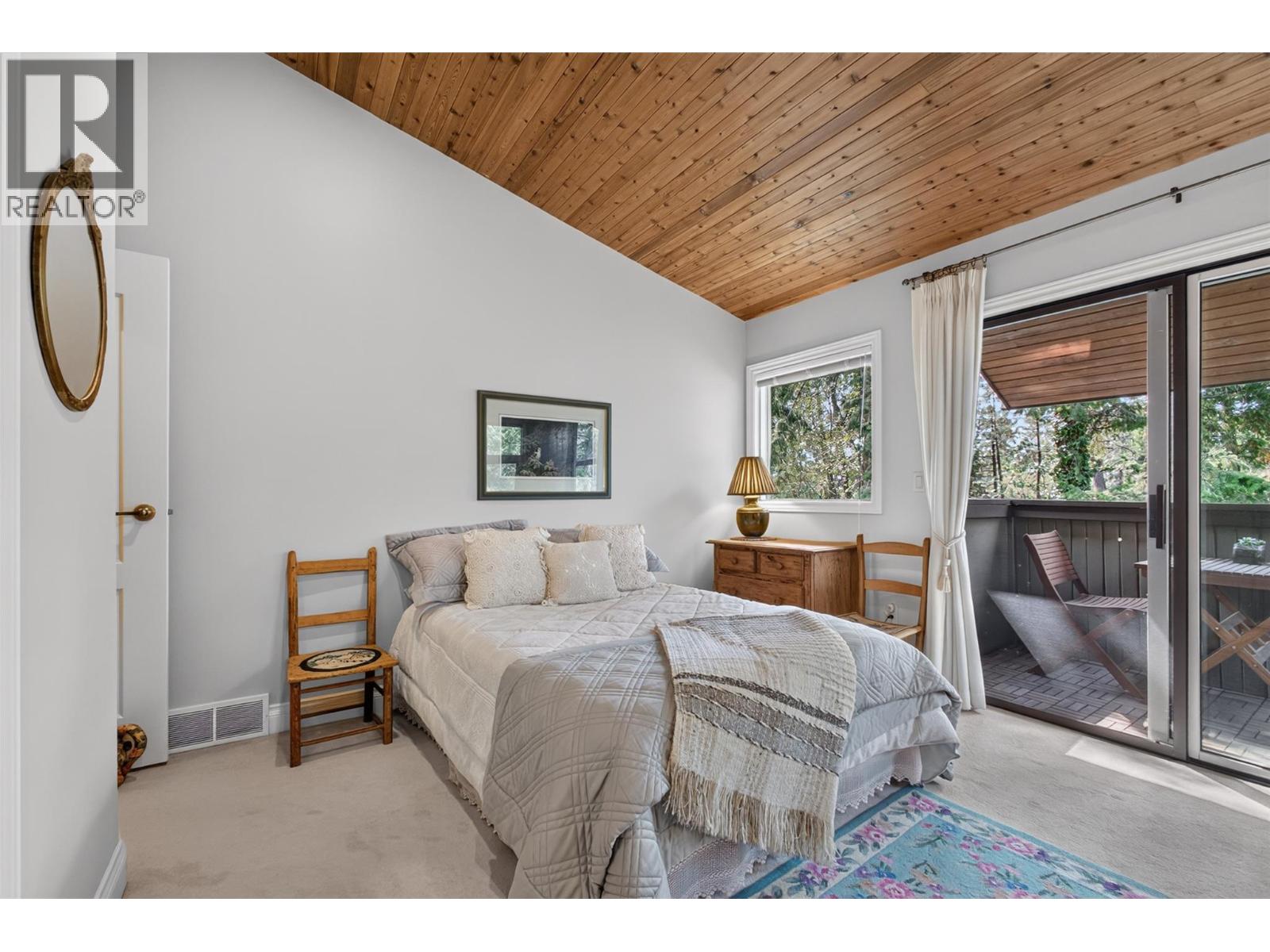  1776 Keloka Drive, West Kelowna