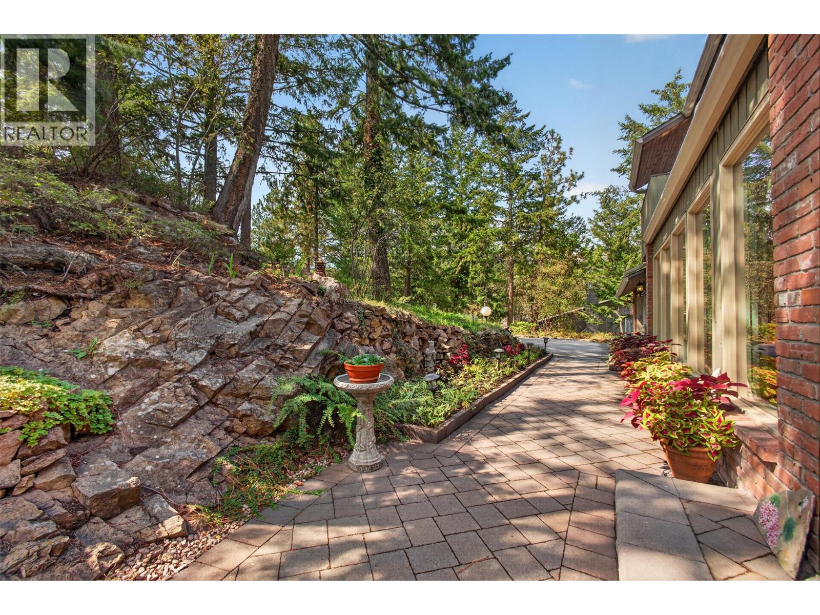  1776 Keloka Drive, West Kelowna