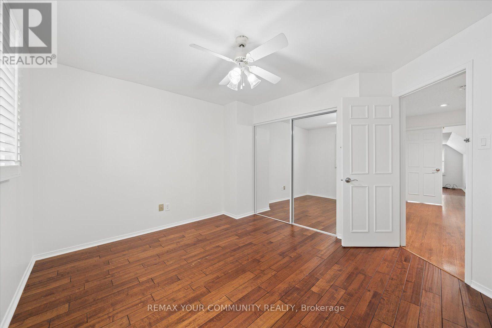 102 EDMUND SEAGER DRIVE - 29