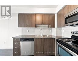 908 - 812 Lansdowne Avenue, Toronto, ON M6H4K5 Photo 8