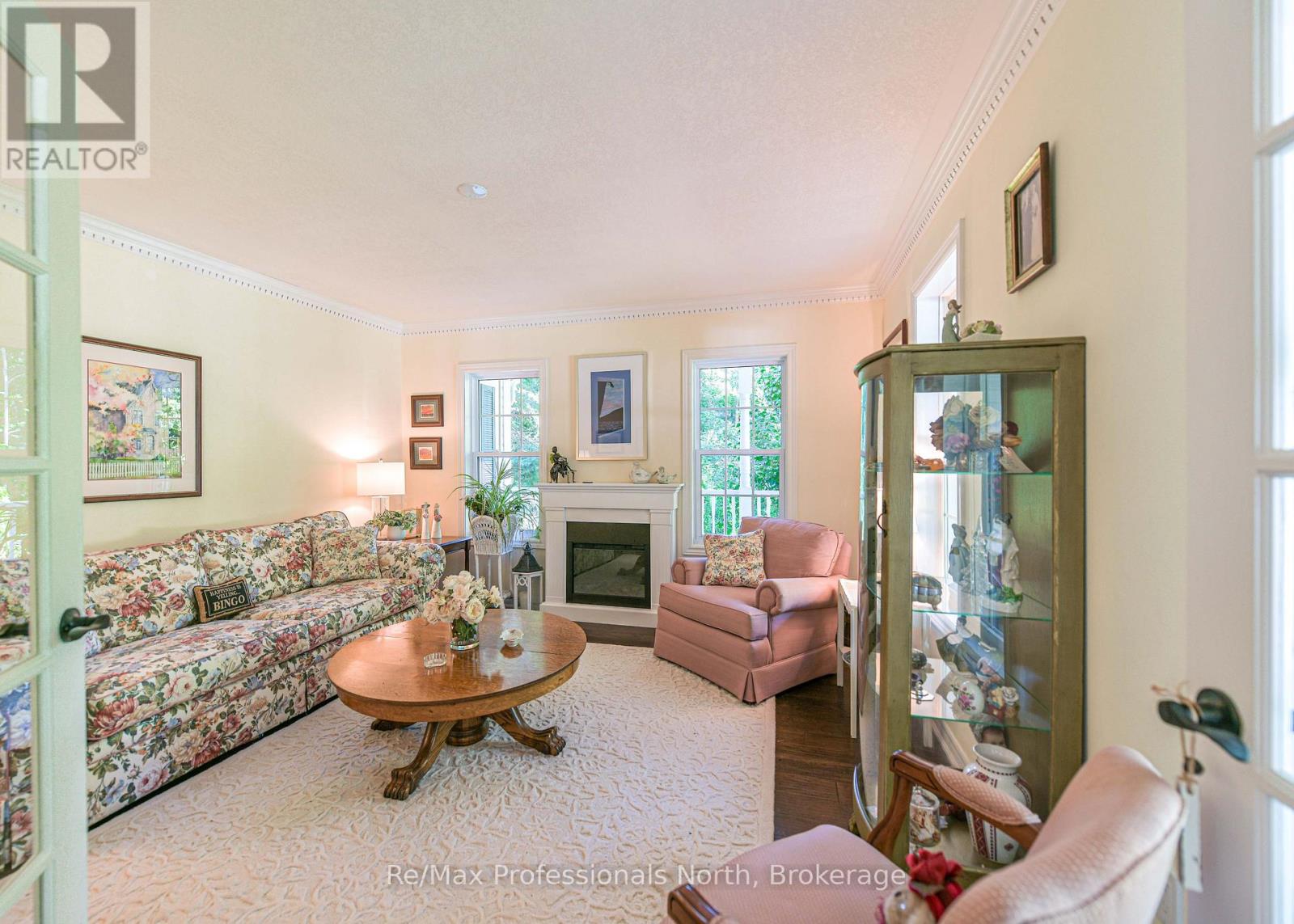 1739 LORETTA AVENUE - 20