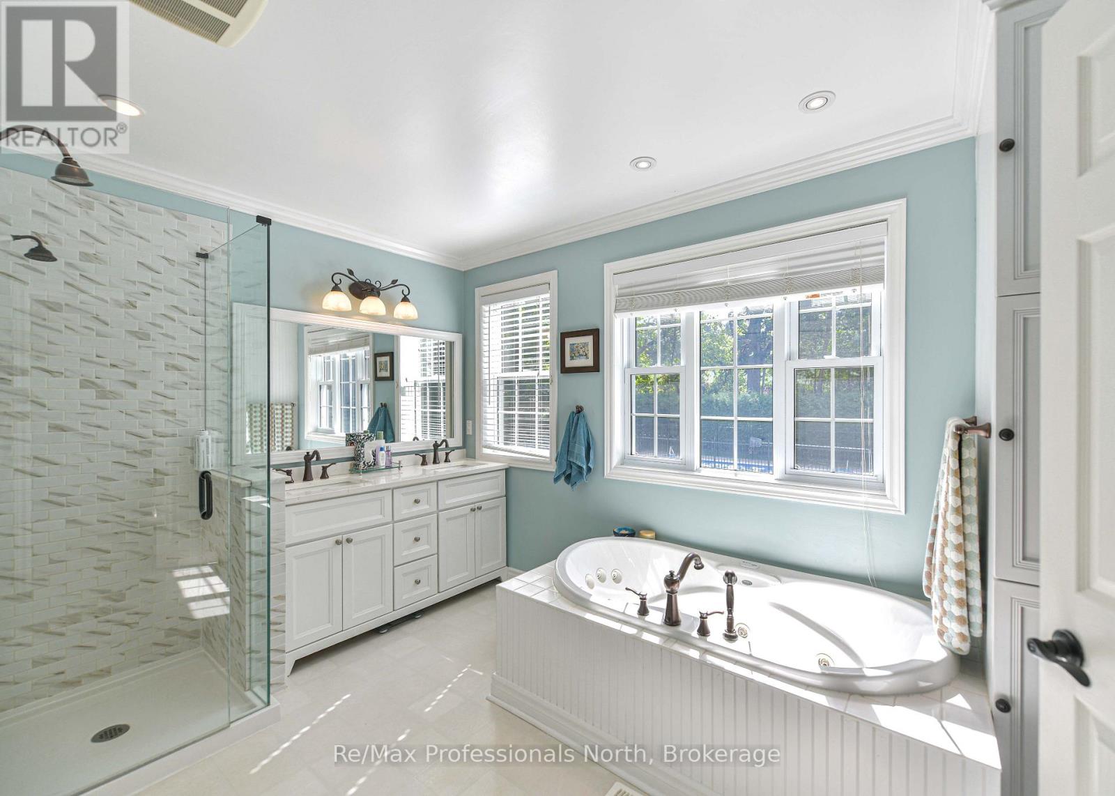 1739 LORETTA AVENUE - Image 25