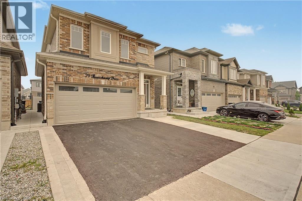 79 BEAUCHAMP Drive Unit# A — photo 2