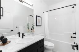 197 Laurent Drive, Ile Des Chenes, MB R0A0T1 Photo 16