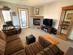 272 1st Street Sw, Carman, MB R0G0J0 Photo 16