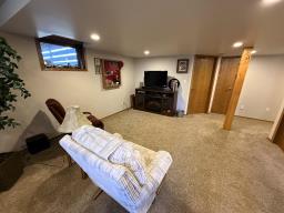 272 1st Street Sw, Carman, MB R0G0J0 Photo 26