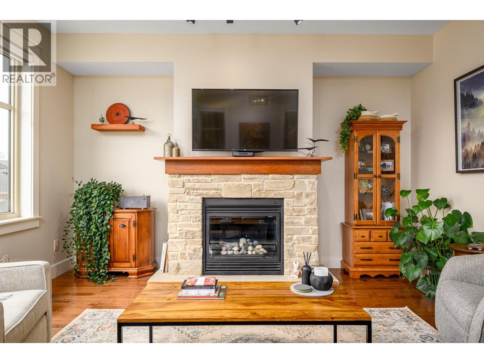 #34 333 Longspoon Drive - 10