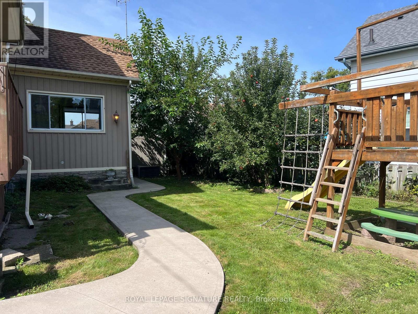 141 YORK STREET - 36