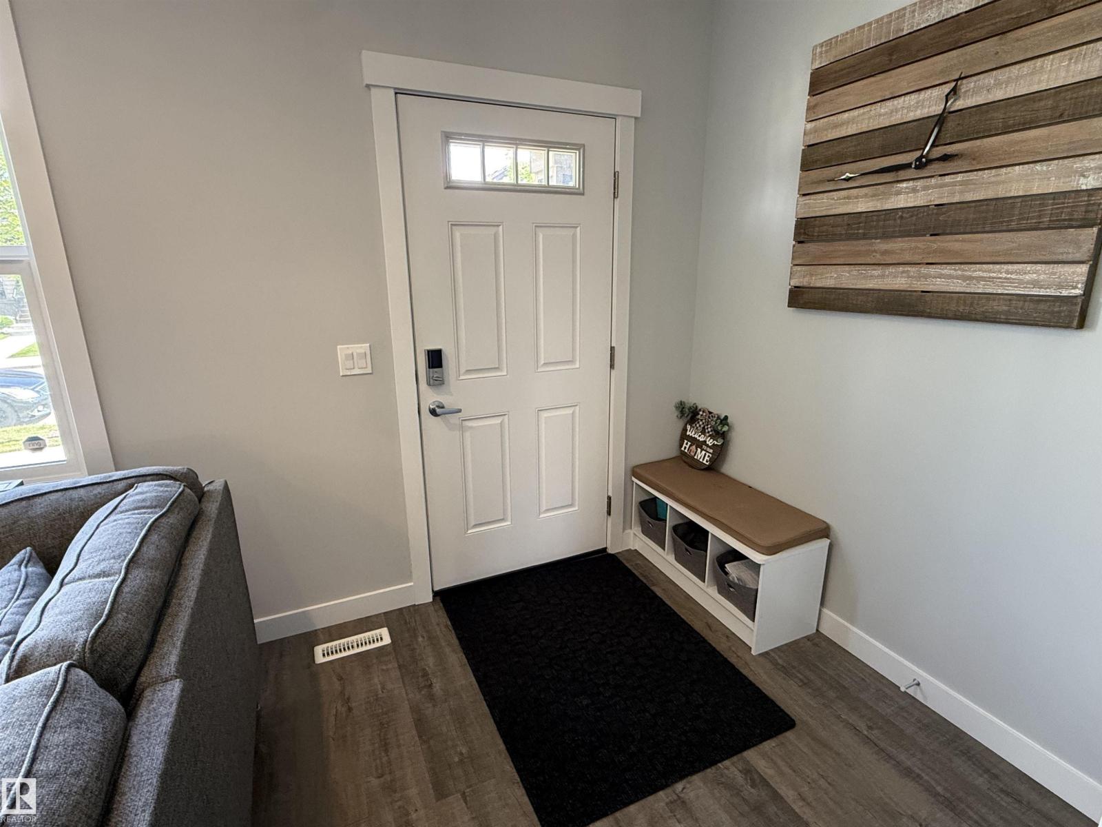 17468 77 ST NW - 2