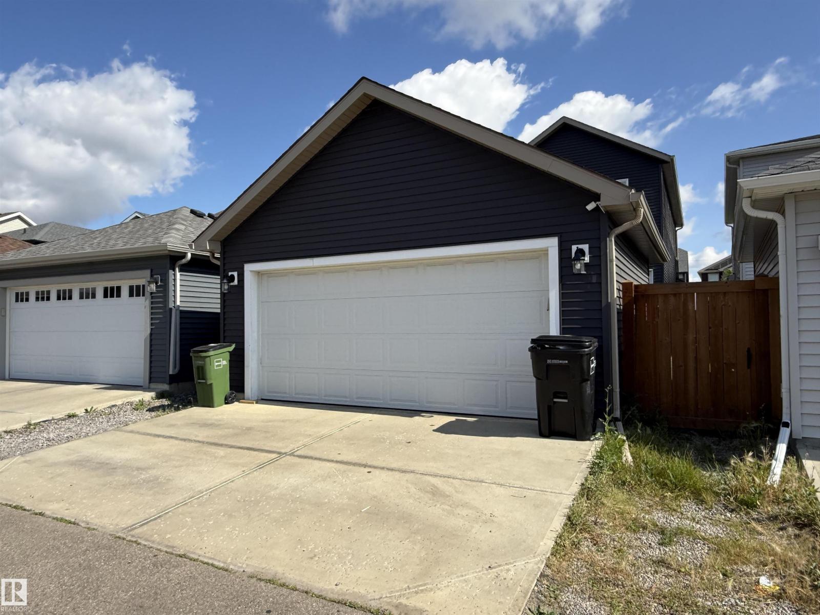 17468 77 ST NW - 27