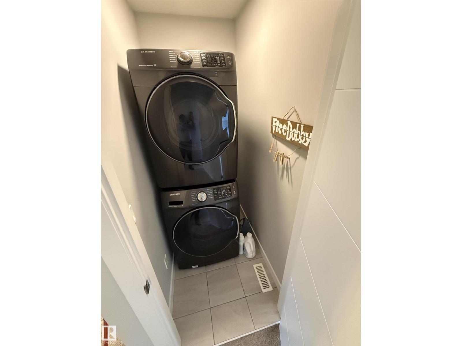 17468 77 ST NW - 21