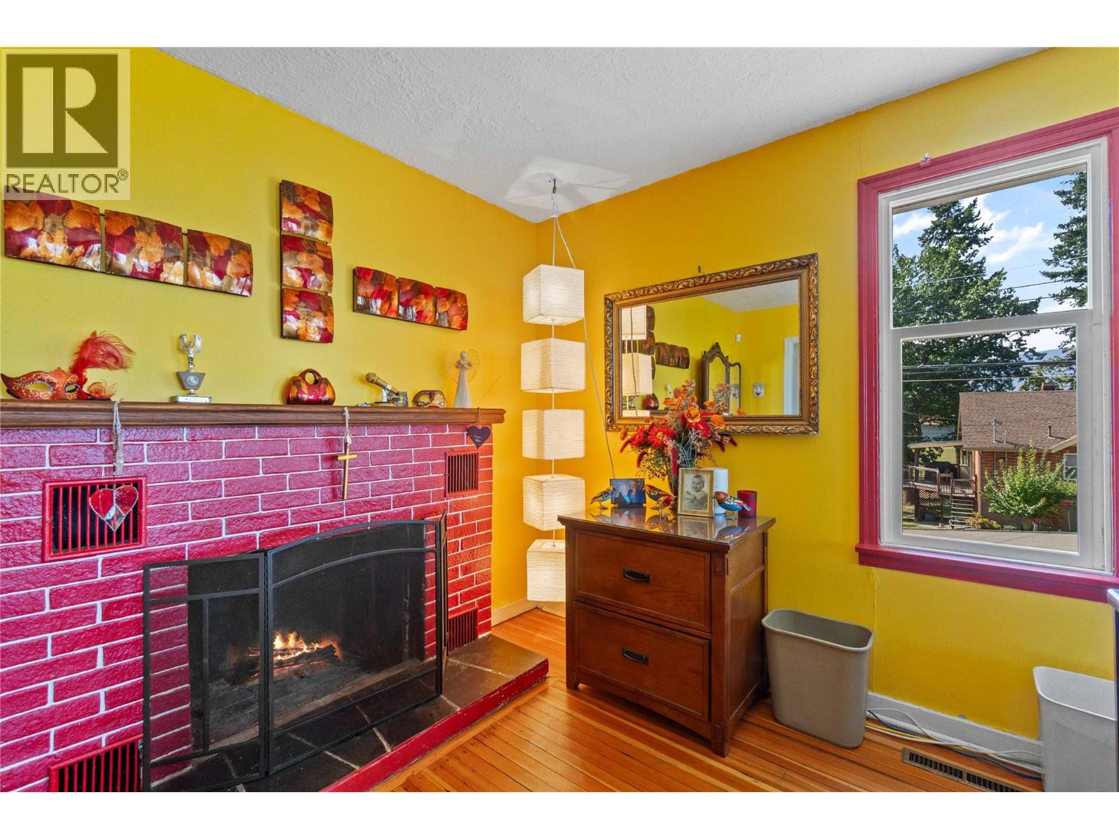 730 9 Avenue NE, Salmon Arm