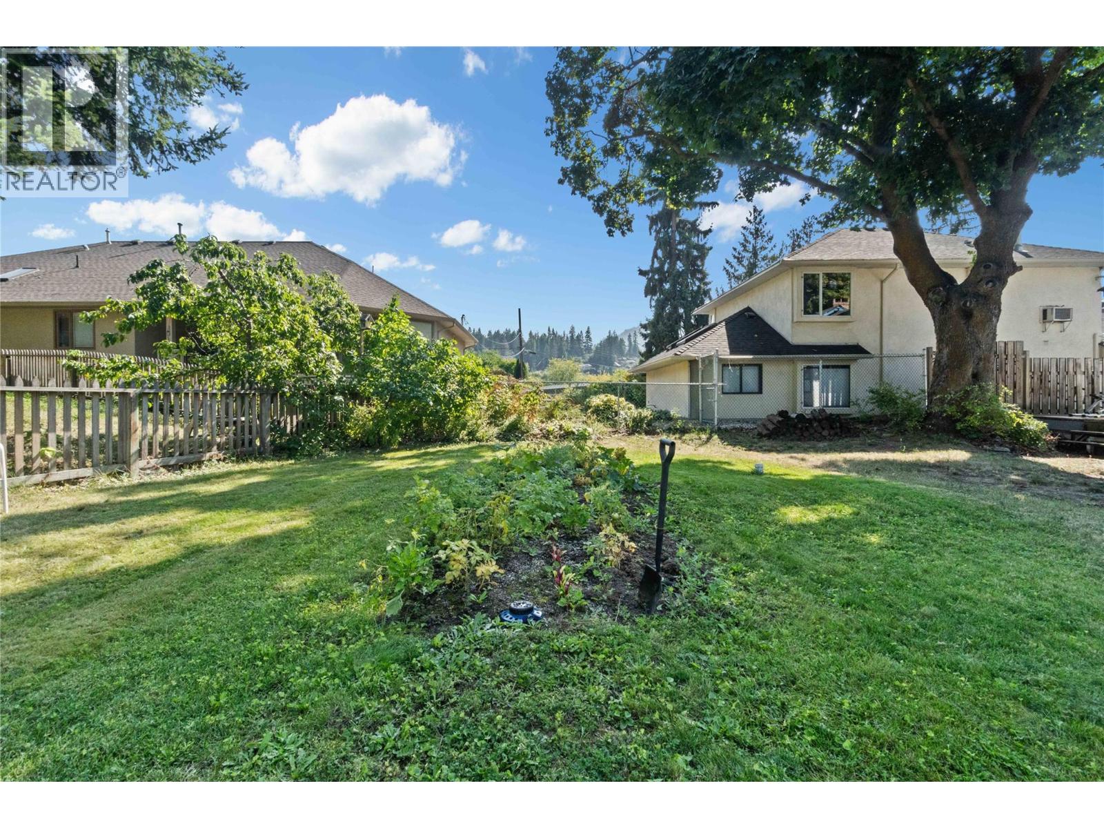 730 9 Avenue NE - 54