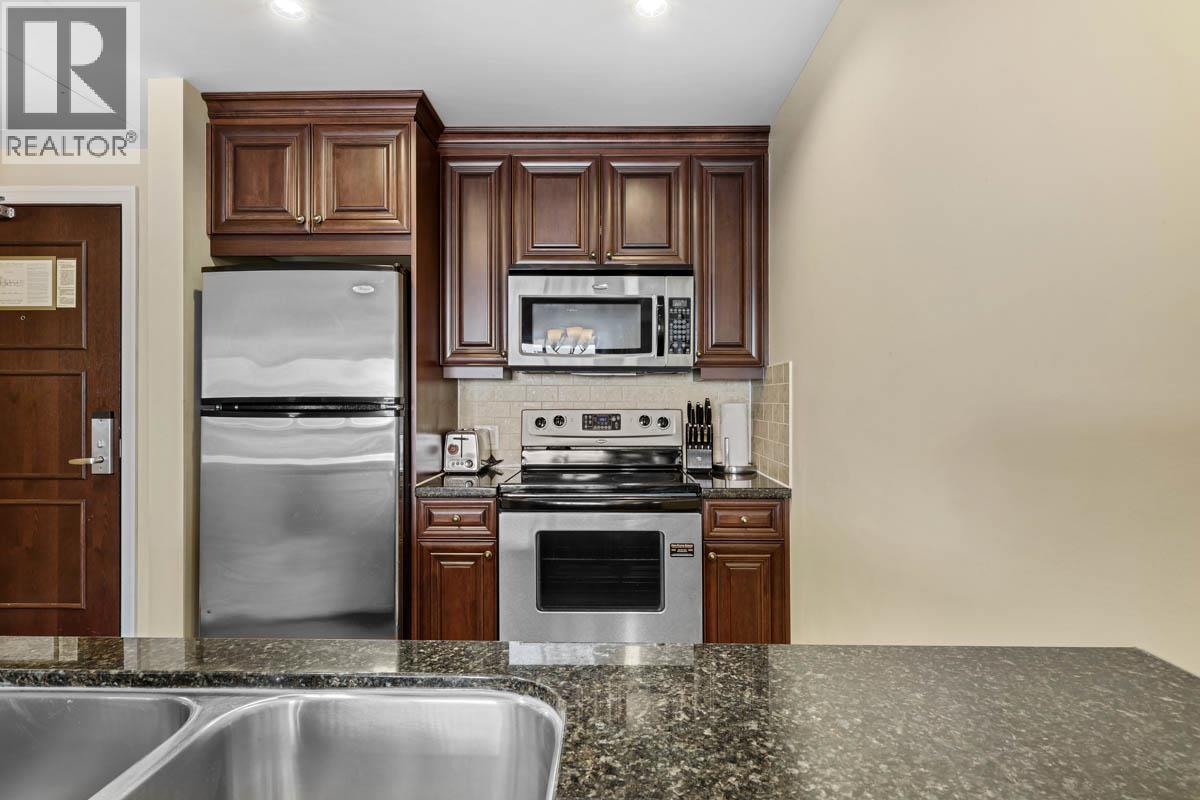 #1210C 3250 VILLAGE Way - 9