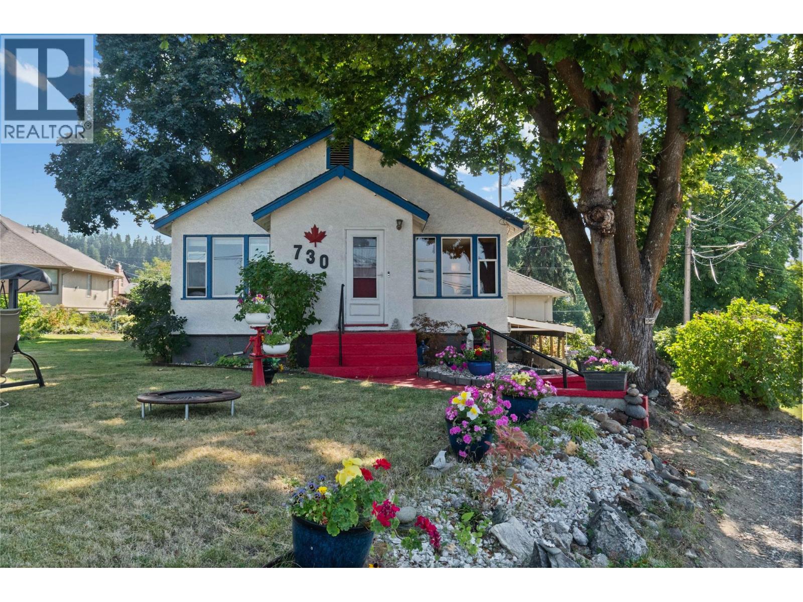 730 9 Avenue NE, Salmon Arm