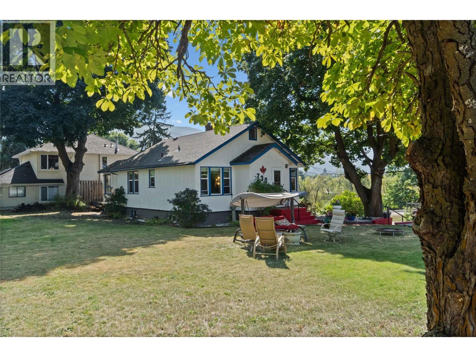 730 9 Avenue NE, Salmon Arm