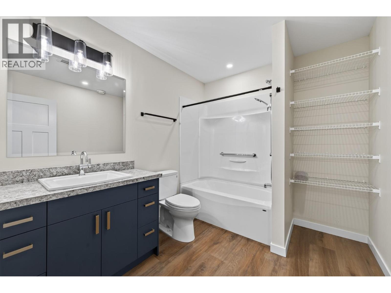 318 Gleneagles Drive - Image 27