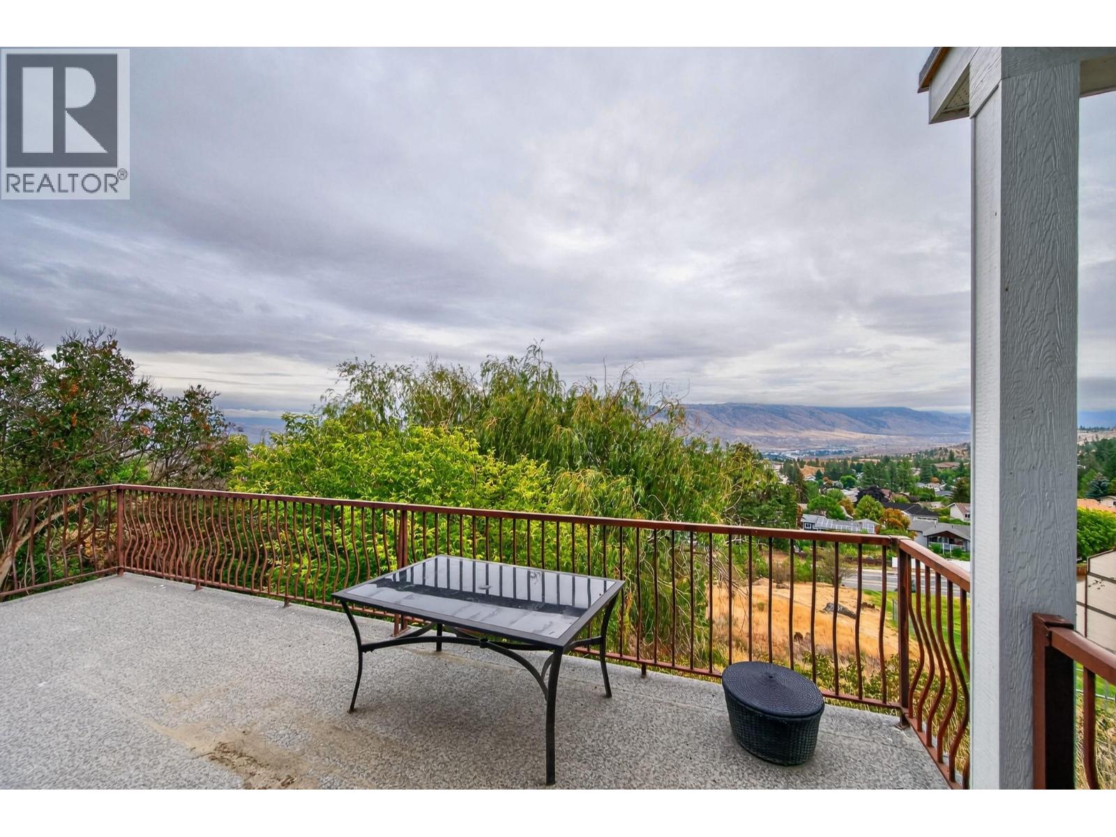 318 Gleneagles Drive - Image 33