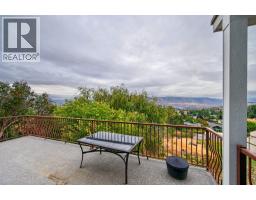 318 Gleneagles Drive, Kamloops, BC V2E1Z4 Photo 33