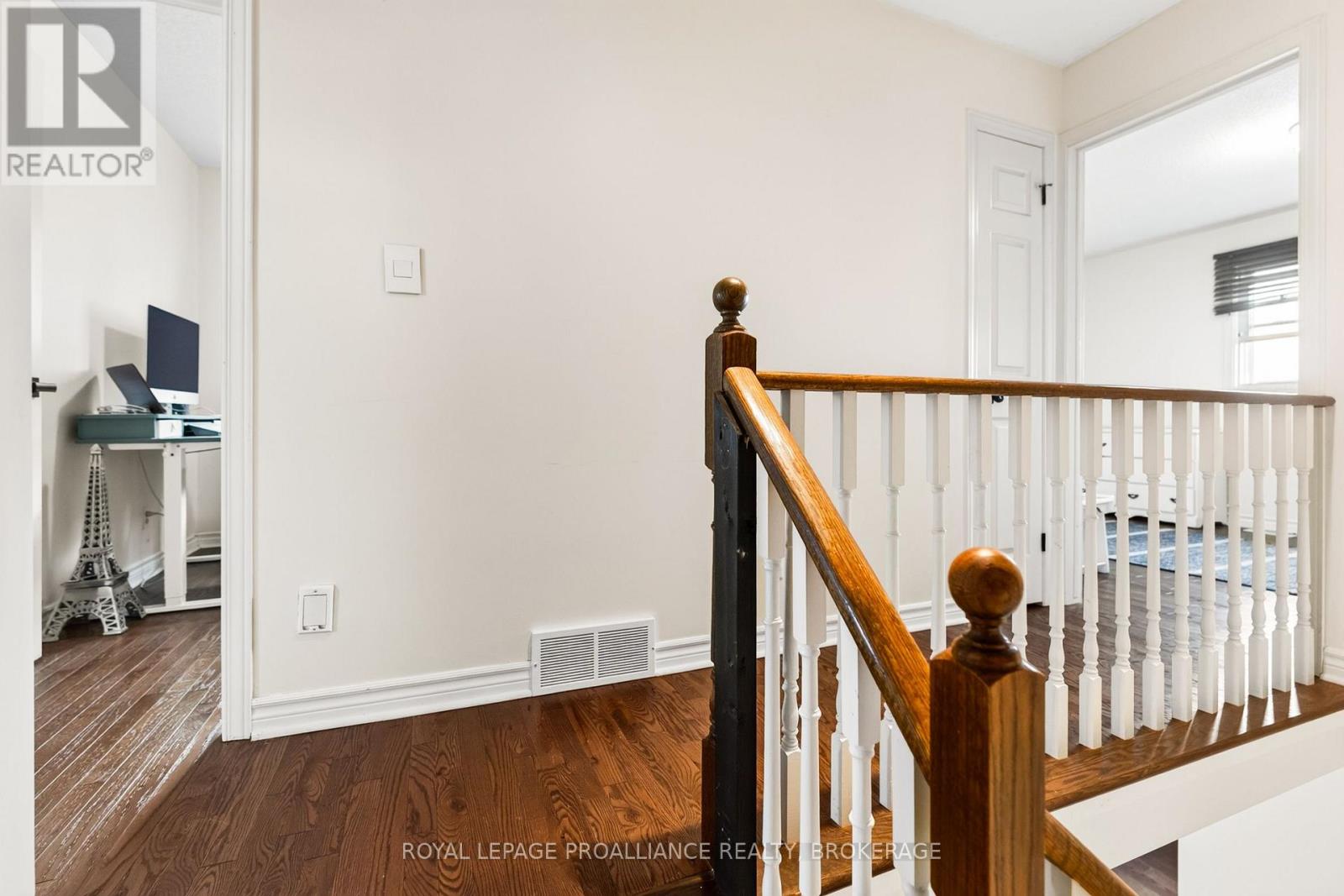600 WHISTLER TERRACE - Image 17