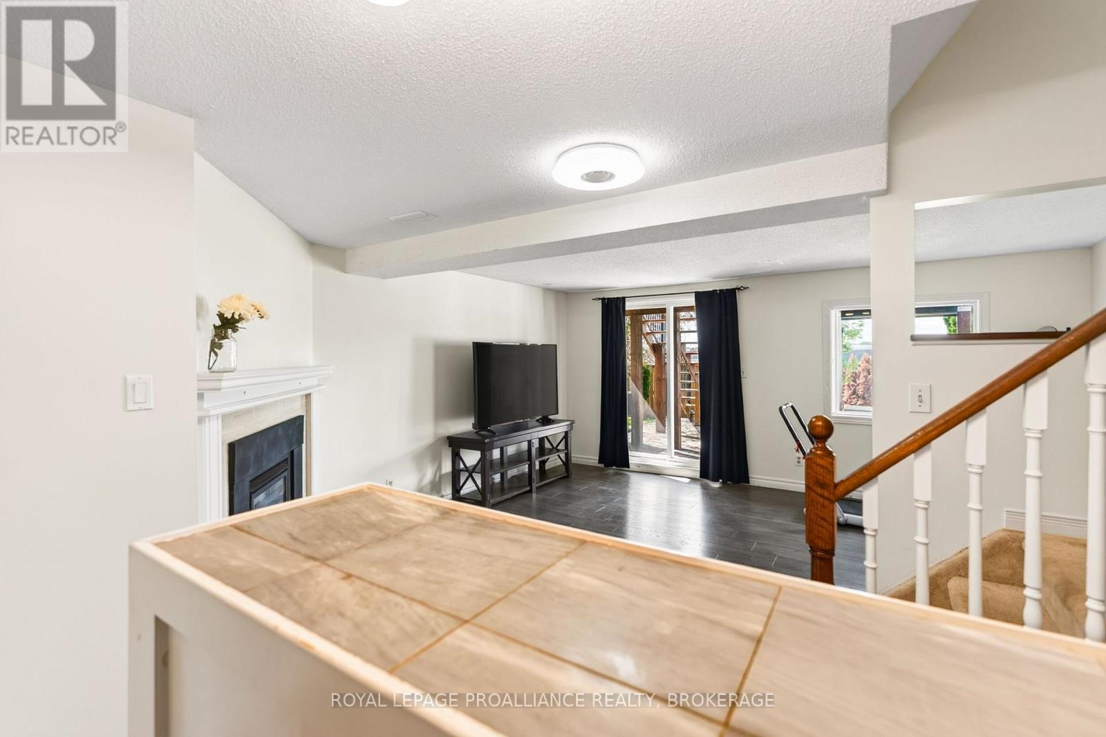 600 WHISTLER TERRACE - Image 31