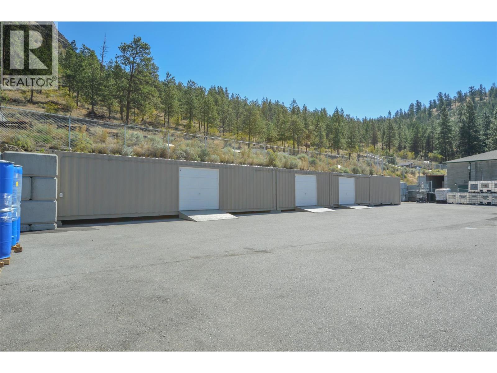9206 Shale Avenue, Summerland — photo 6