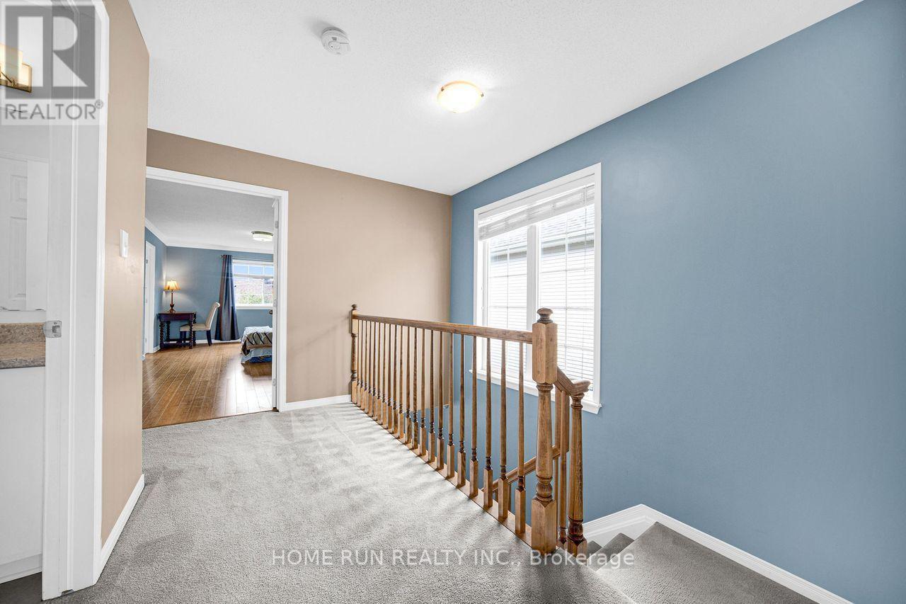 3 Bed, 3 Bath House for Sale in Ottawa – 417 WISTERIA CRESCENT, Ottawa – MLS# X13757392 - Image 23