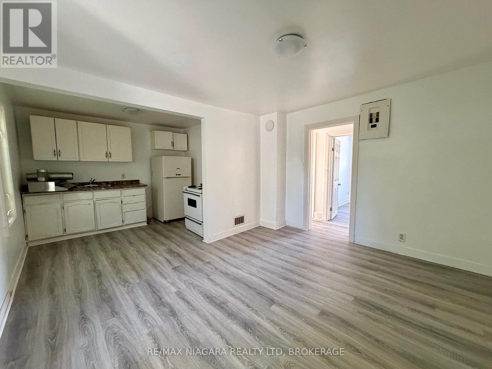 21 FIFTH STREET - Image 14