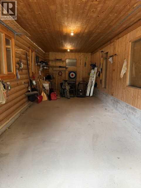 174 Lakeshore Drive - 45