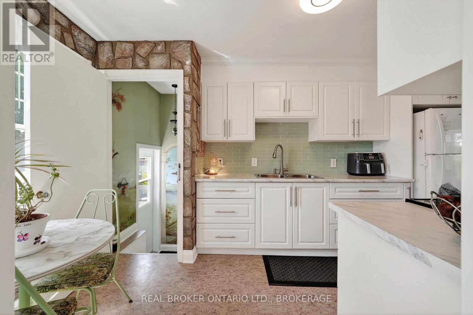 506 RIVIER PLACE - Image 12