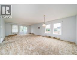 Living room - 575 Sutherland Avenue Unit# 316, Kelowna, BC V1Y8V1 Photo 8