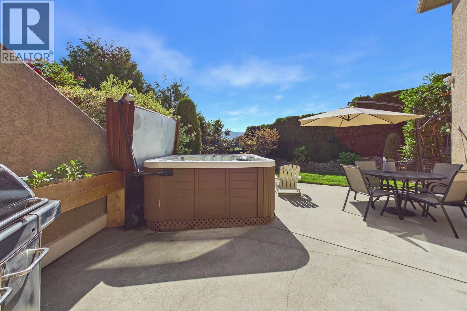 3439 Ridge Boulevard - 65