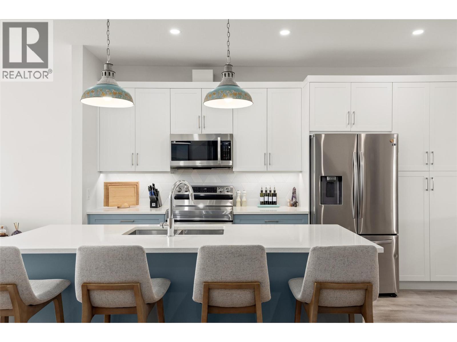 1863 Grey Owl Court, Kelowna