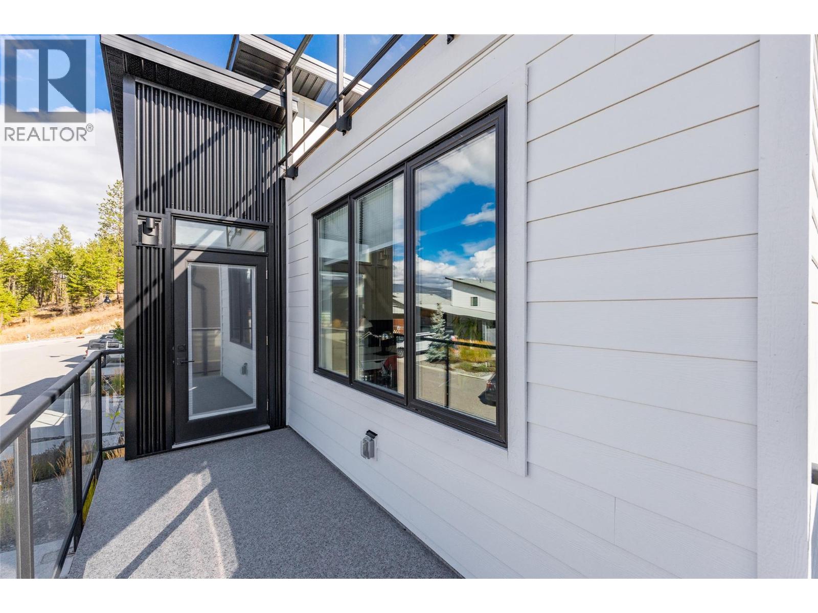 1863 Grey Owl Court, Kelowna