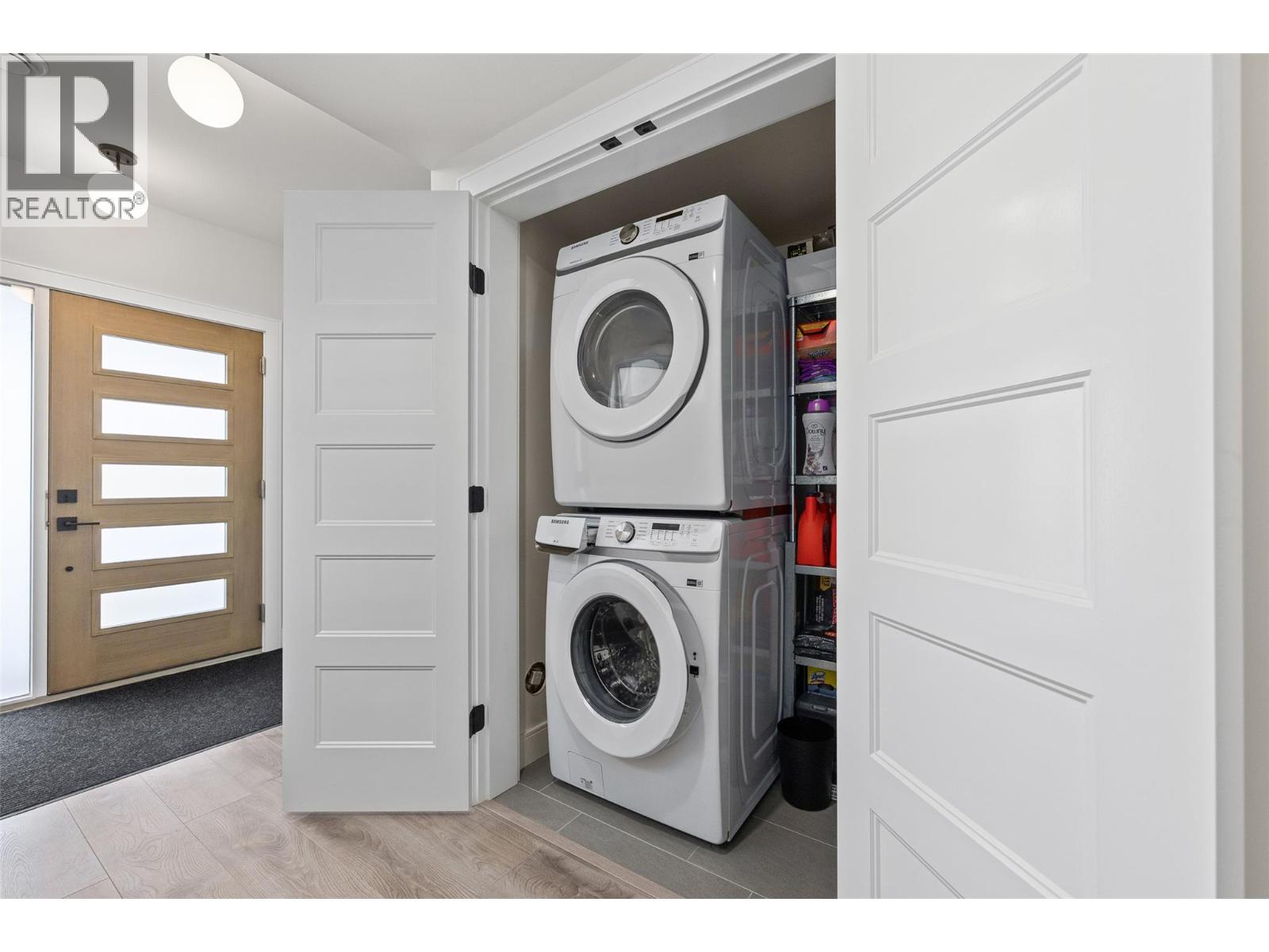 1863 Grey Owl Court, Kelowna