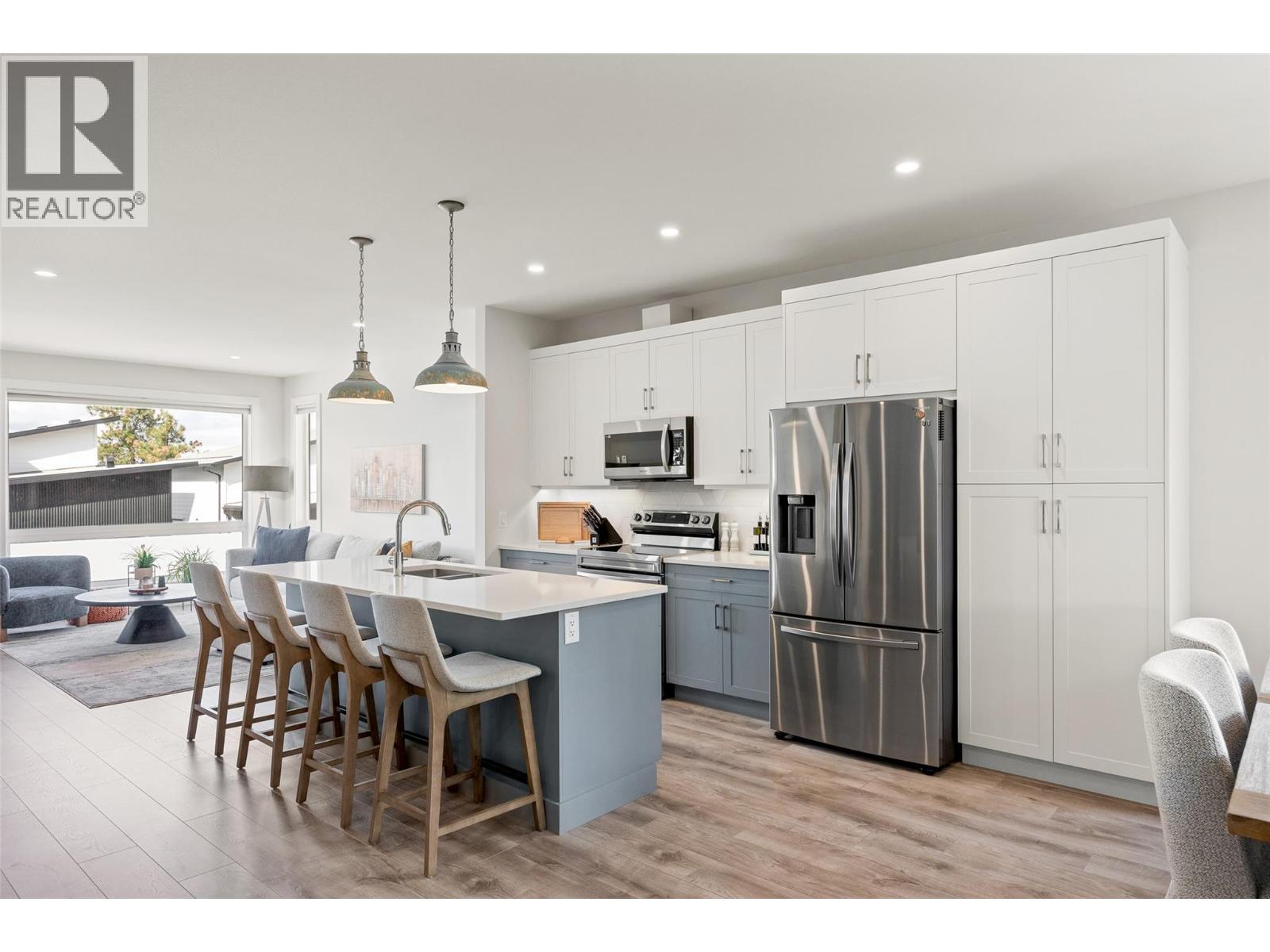 1863 Grey Owl Court, Kelowna