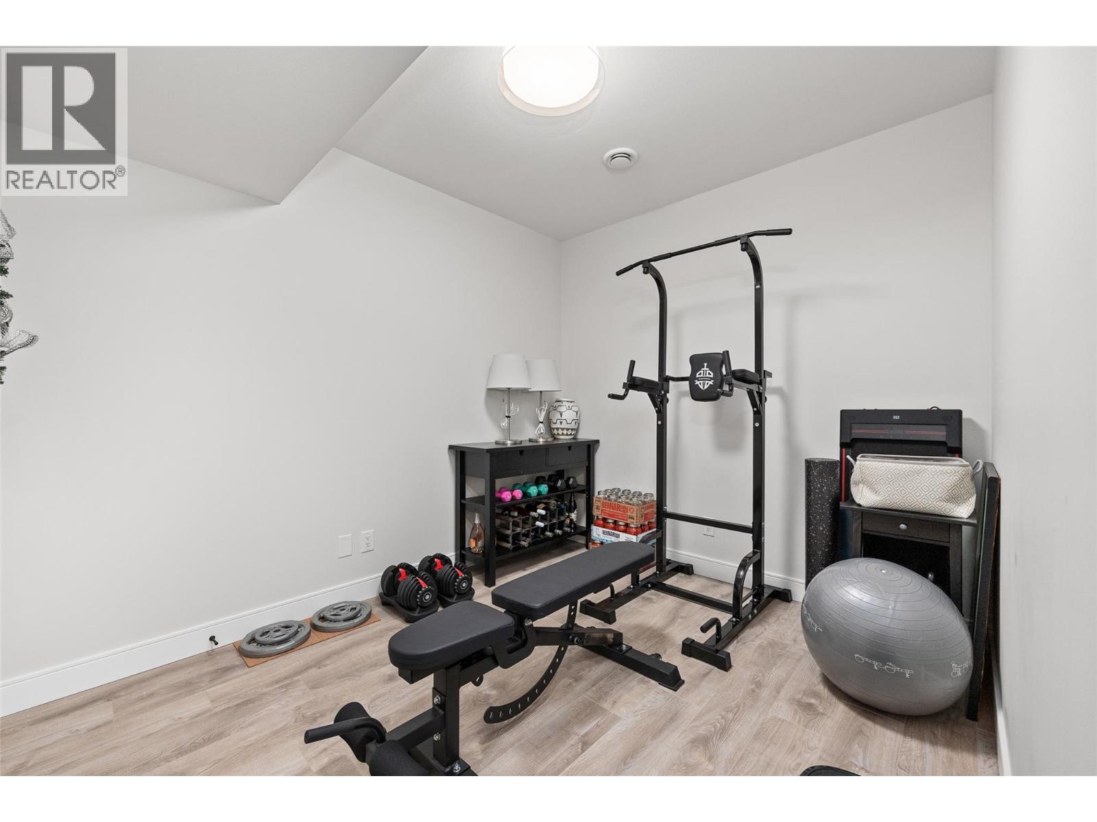 1863 Grey Owl Court, Kelowna