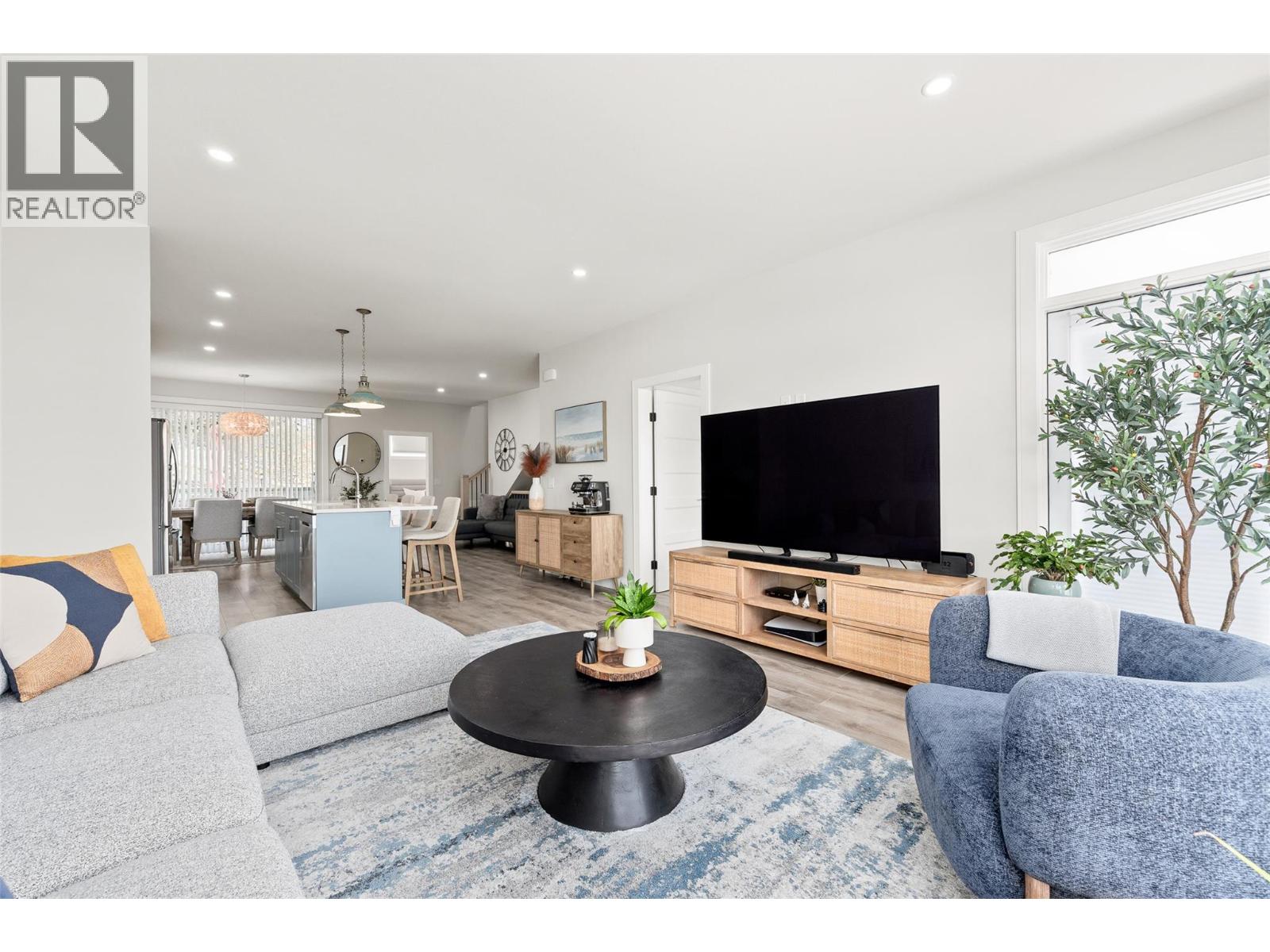 1863 Grey Owl Court, Kelowna