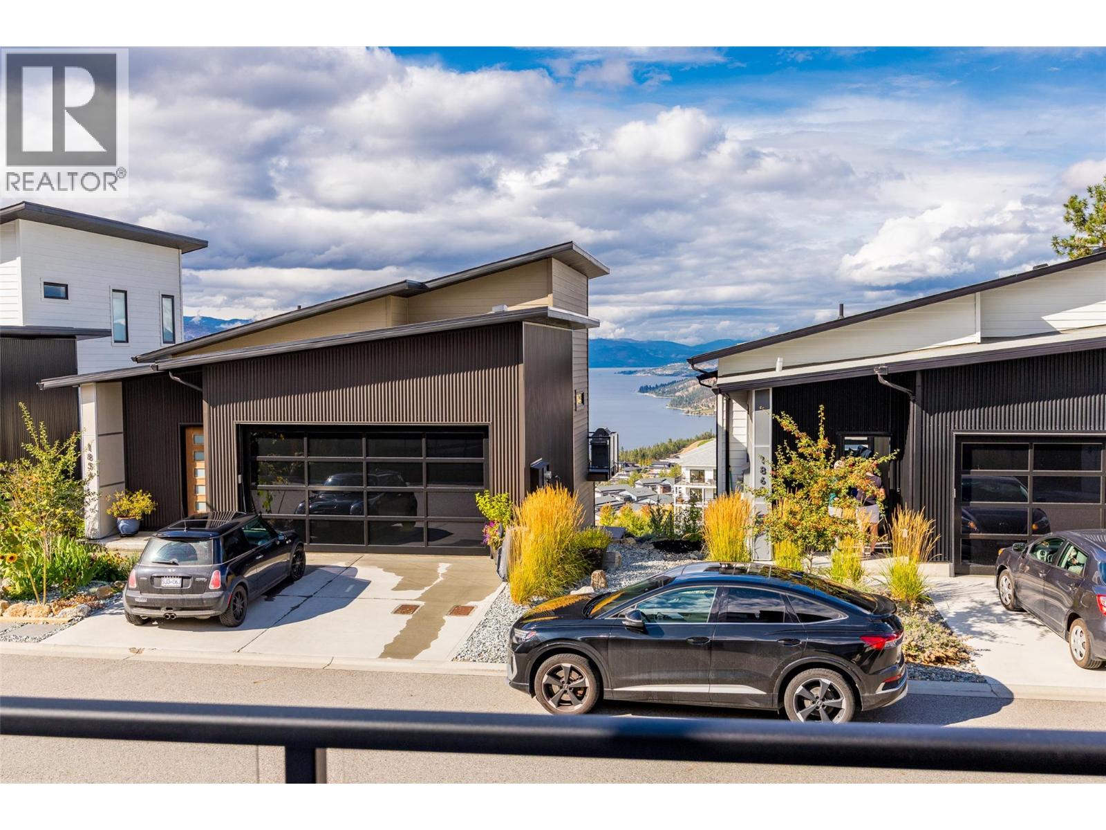 1863 Grey Owl Court, Kelowna