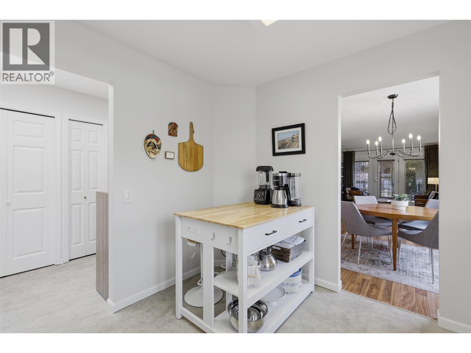 #19 1285 14TH Street - Image 7