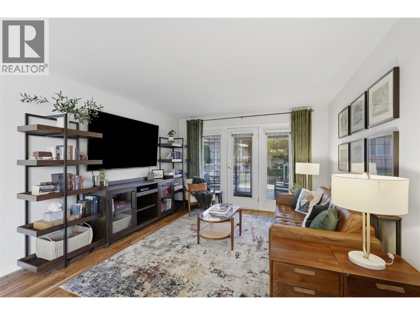 #19 1285 14TH Street - 10