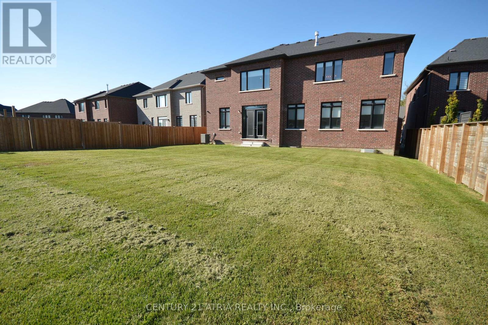 19 MUMBERSON STREET - 34